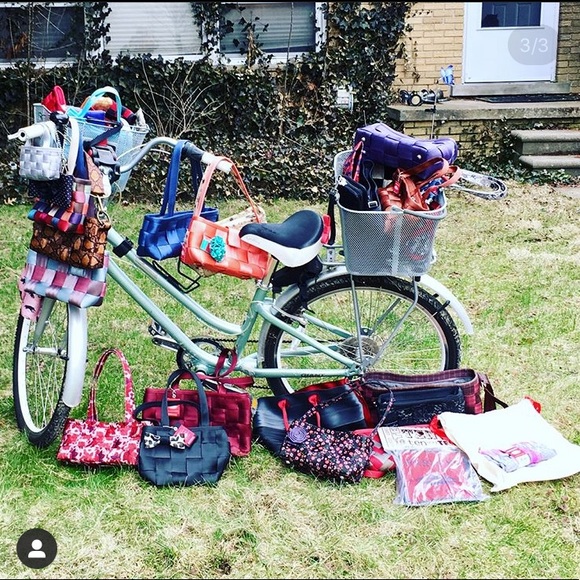 Meet your Posher, Ashley - Picture 4 of 4